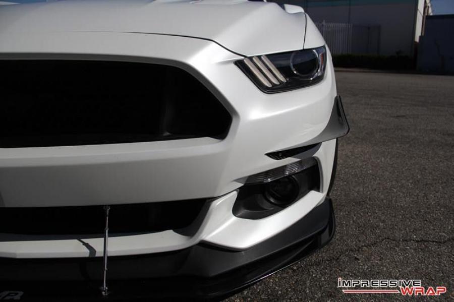  Ford Mustang GT by Impressive Wrap 2016 года  (фото 9 из 12)